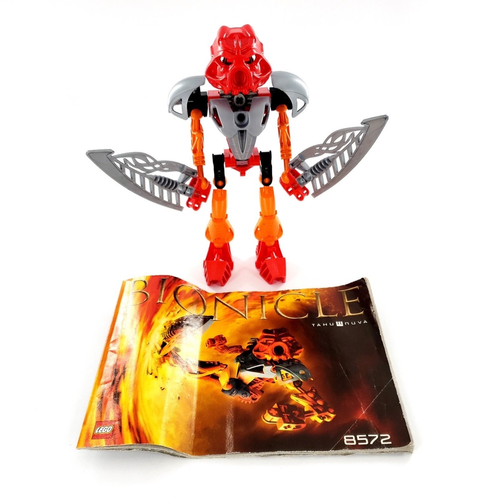 LEGO BIONICLE: Tahu Nuva (8572) Near Complete w/ Instructions